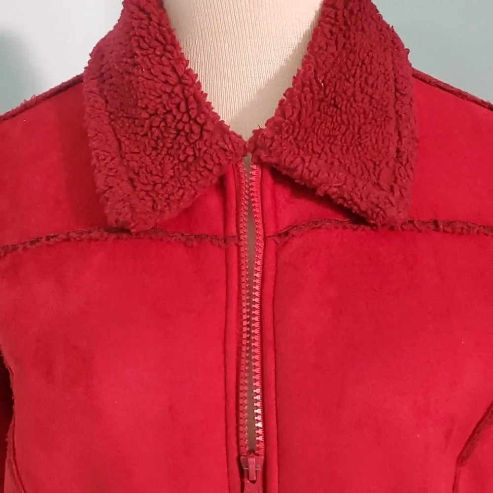 Style & co. Faux fur winter jacket.‎ Small. Beautiful shade of red. Very good.